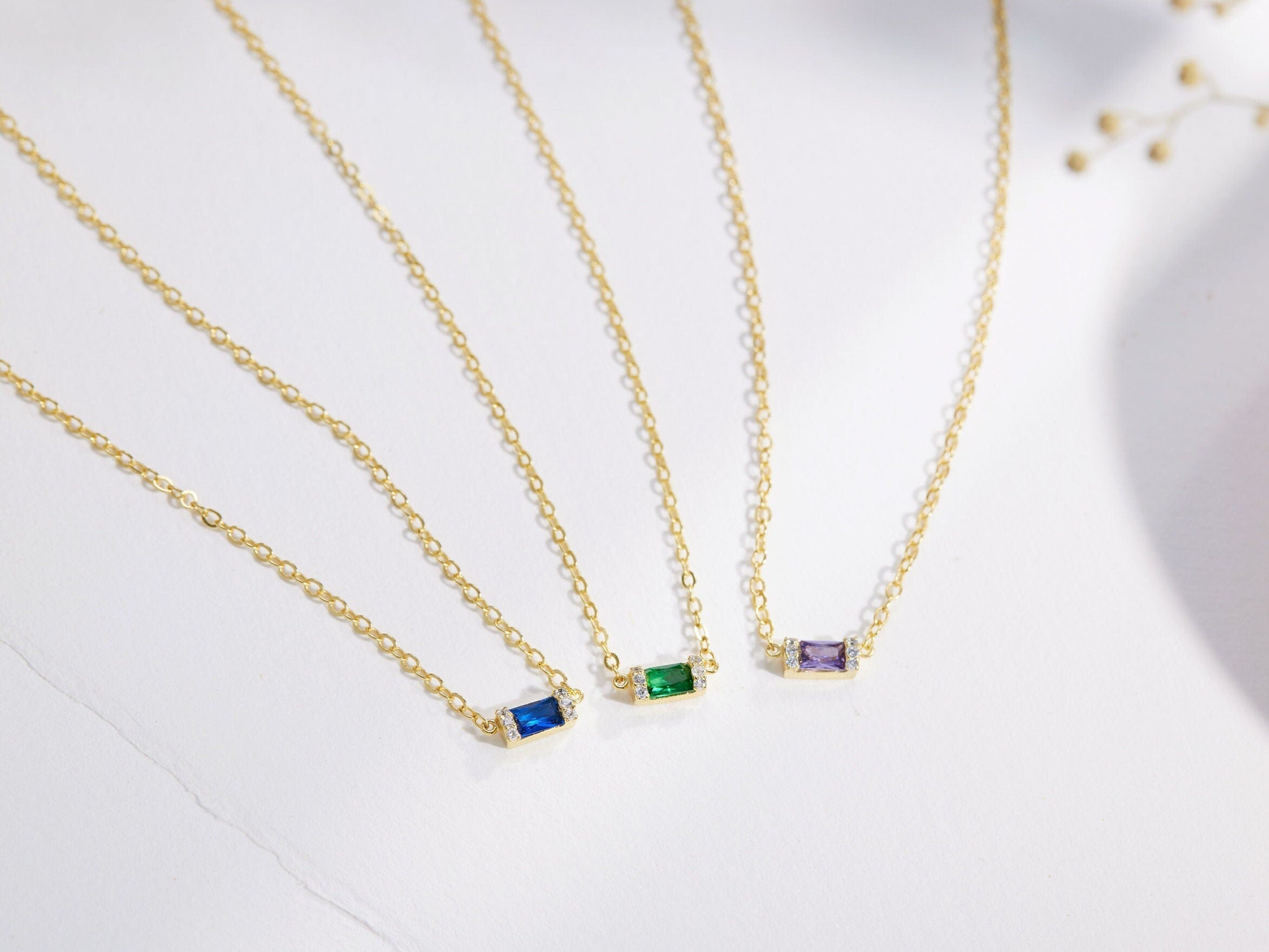 Baguette Birthstone Emerald Necklace-Birthstone Necklace-EcoPhilia