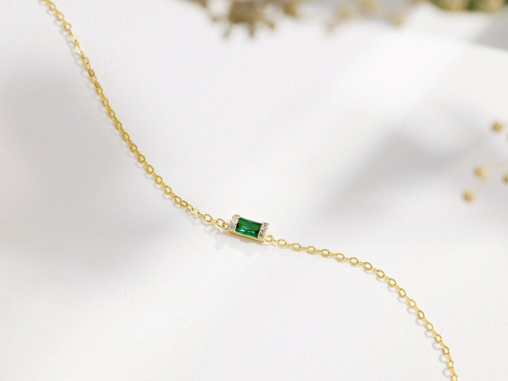 Baguette Birthstone Emerald Necklace-Birthstone Necklace-EcoPhilia