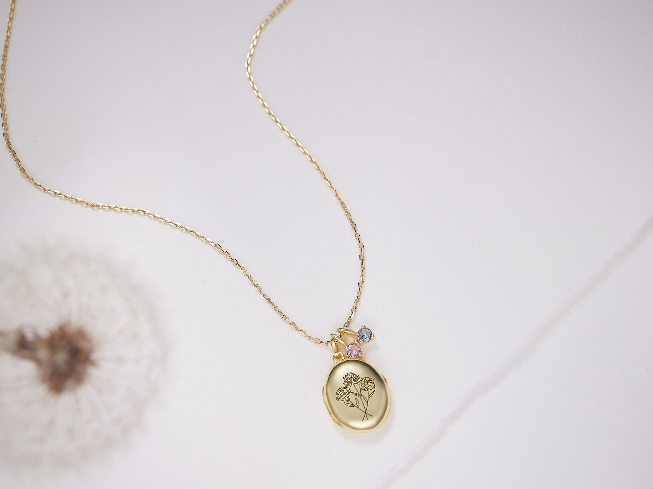 Birth Flower Engraved Locket Necklace-Birth Flower Engraved Locket Necklace-EcoPhilia