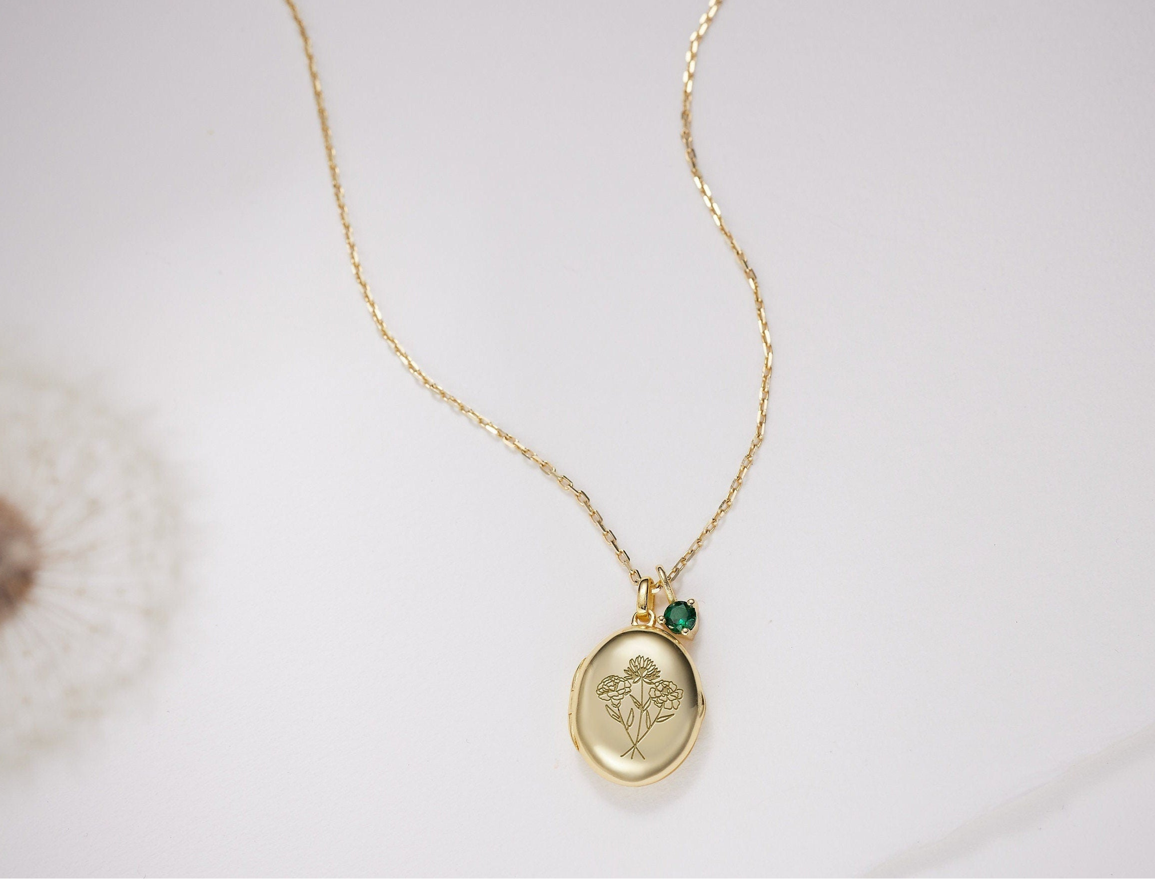 Birth Flower Engraved Locket Necklace-Birth Flower Engraved Locket Necklace-EcoPhilia