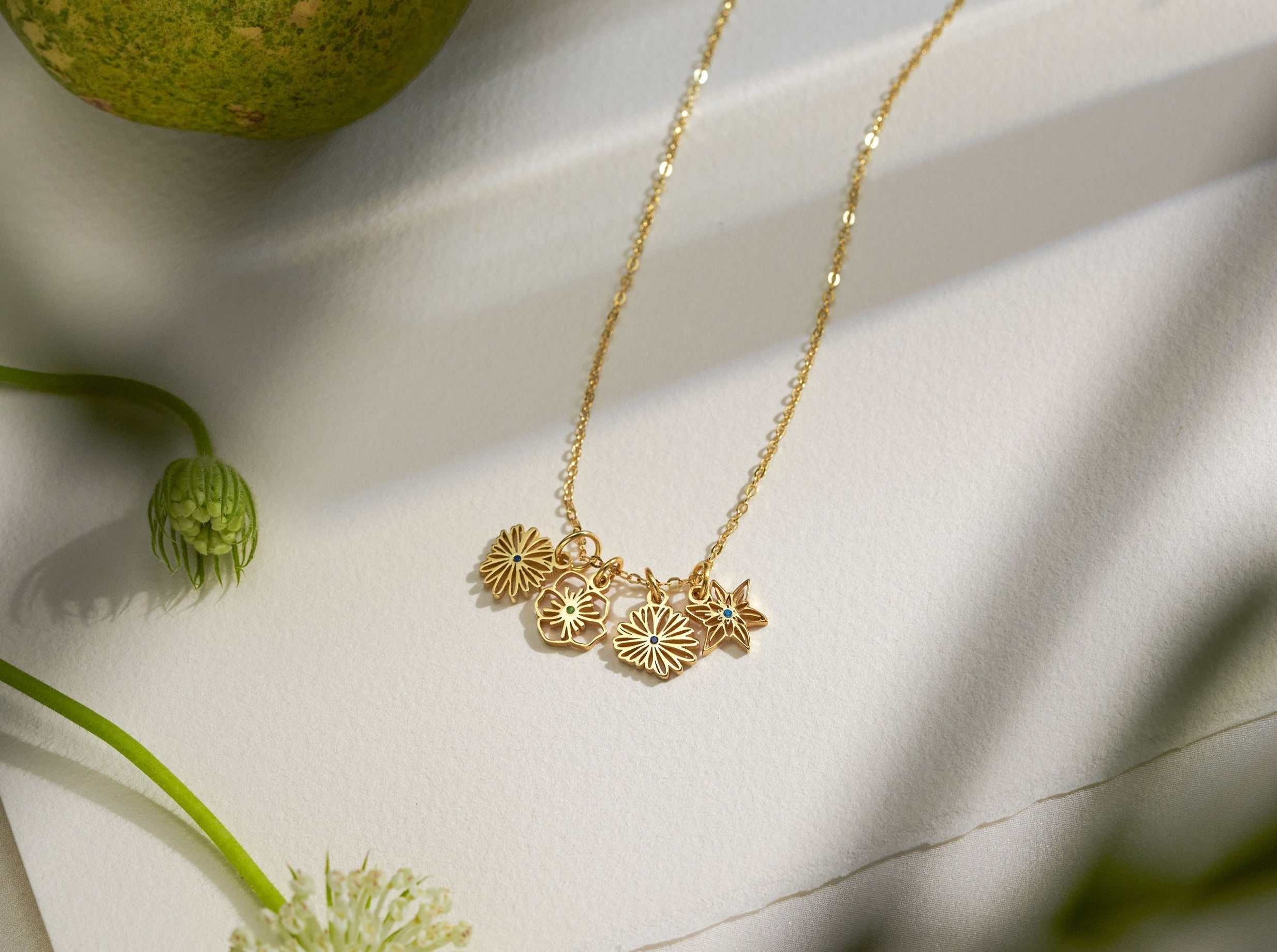 Birth Flower Necklace-Jewelry > Necklaces > Charm Necklaces-EcoPhilia