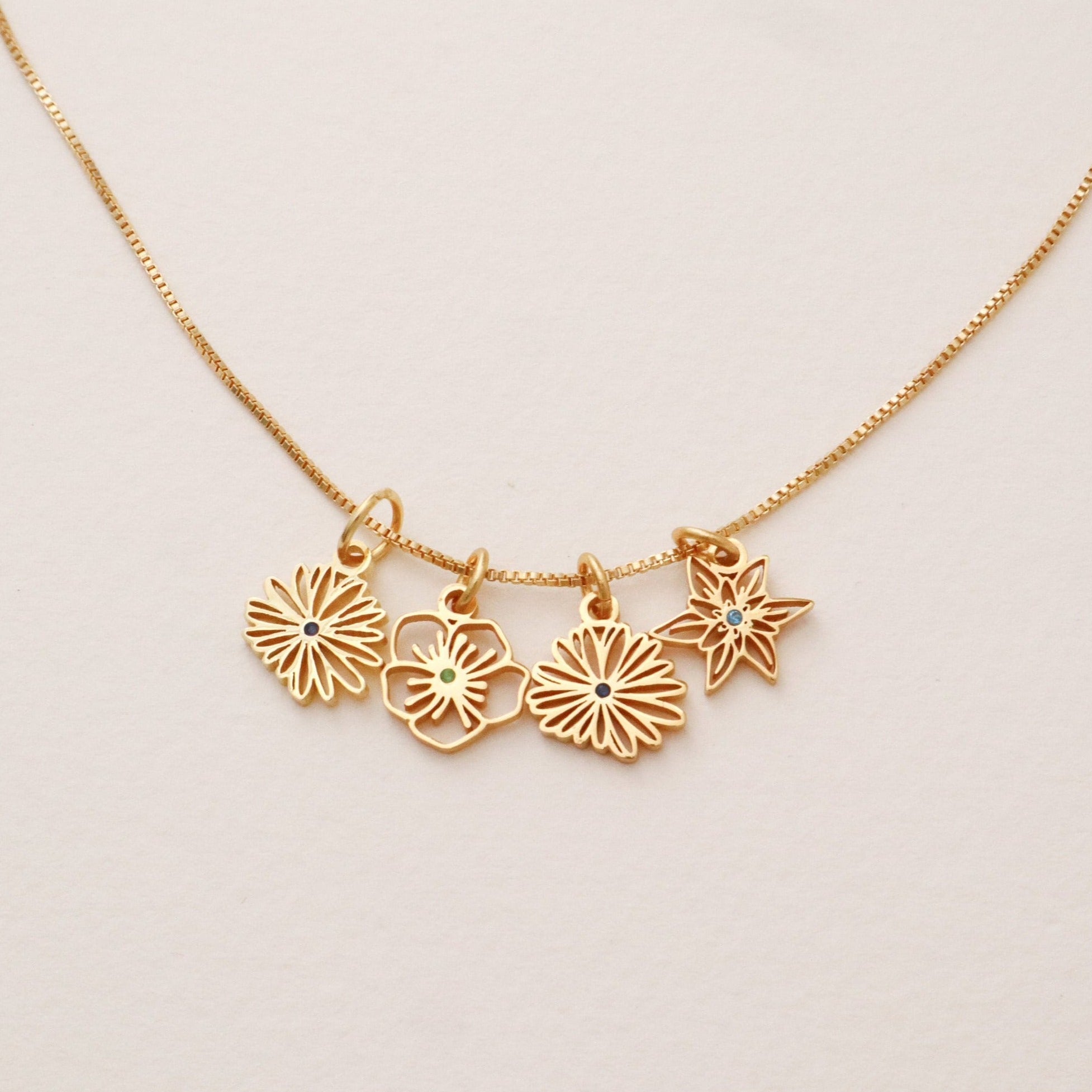 Birth Flower Necklace-Jewelry > Necklaces > Charm Necklaces-EcoPhilia