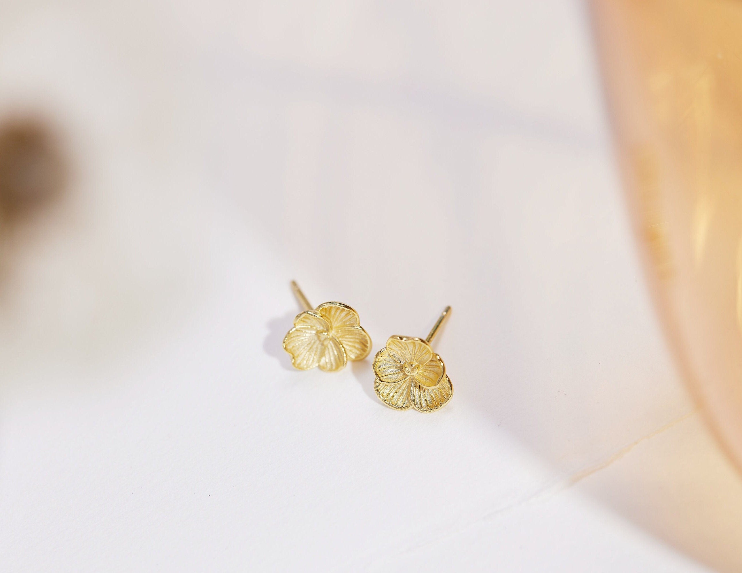 February Violet Birth Flower Earring-birth flower jewelery-EcoPhilia