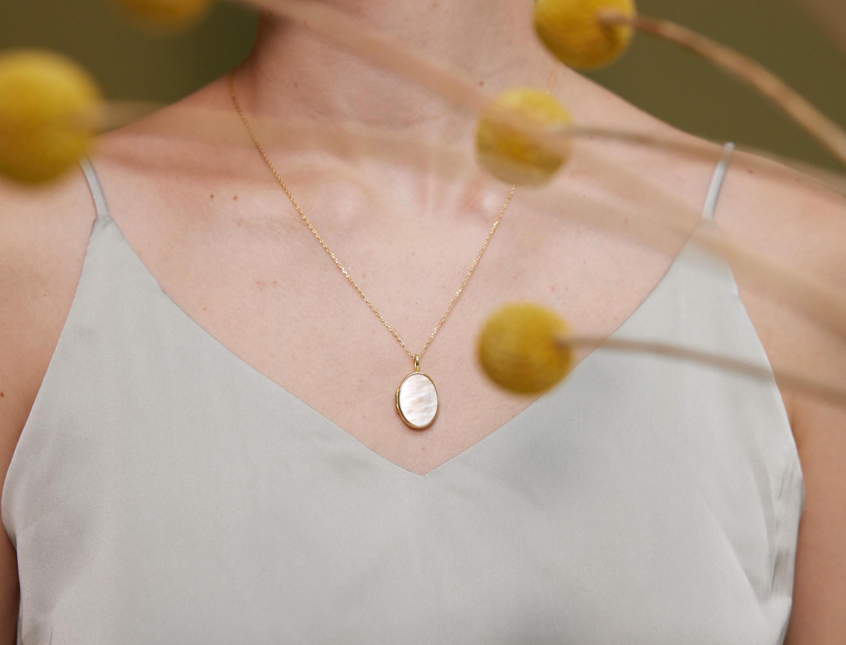 Oval Locket-Oval Locket Necklace-EcoPhilia