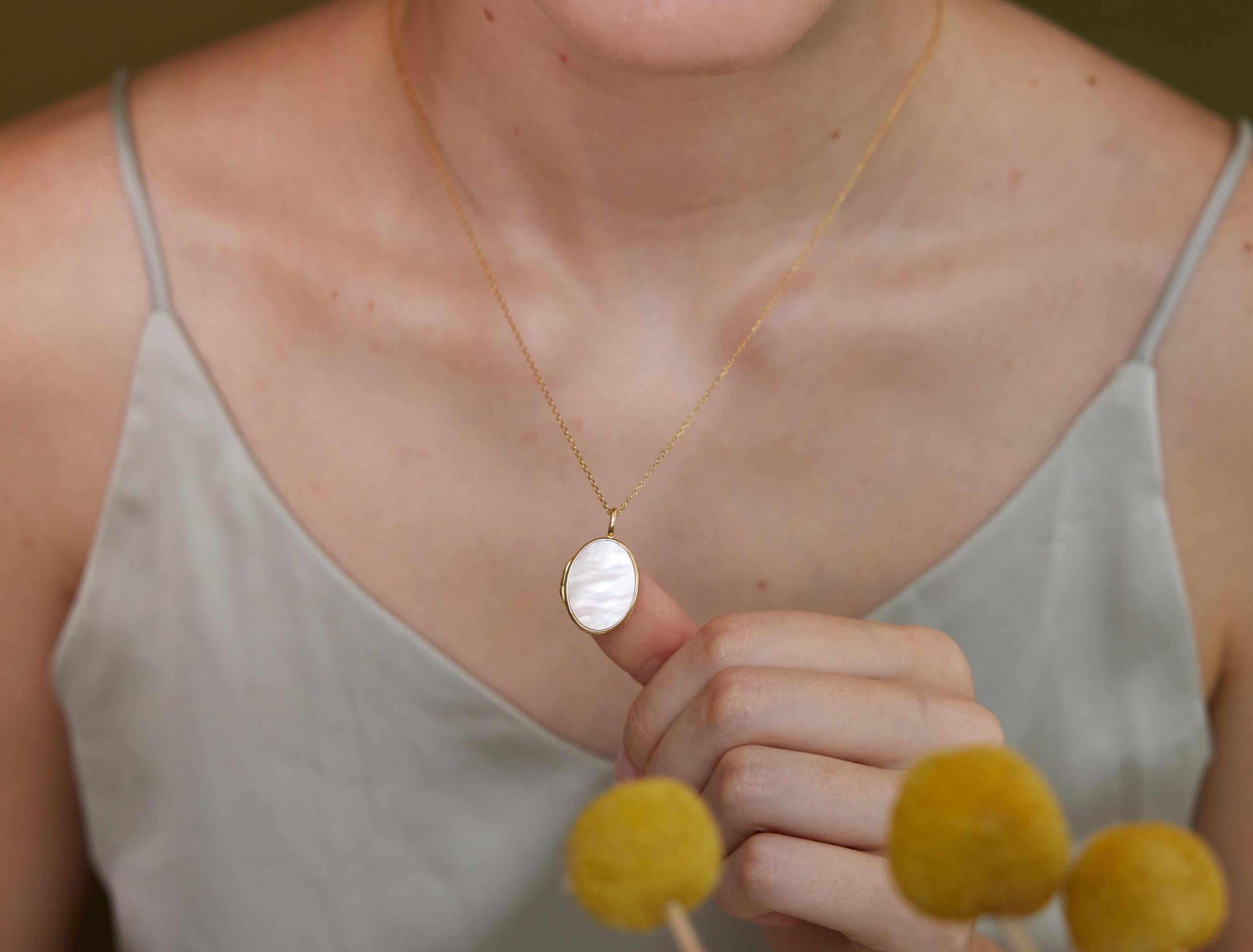 Oval Locket-Oval Locket Necklace-EcoPhilia